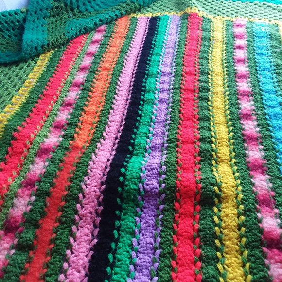 Vintage Crochet Baby Hand Made Quilt Granny Square - Picture 2 of 10
